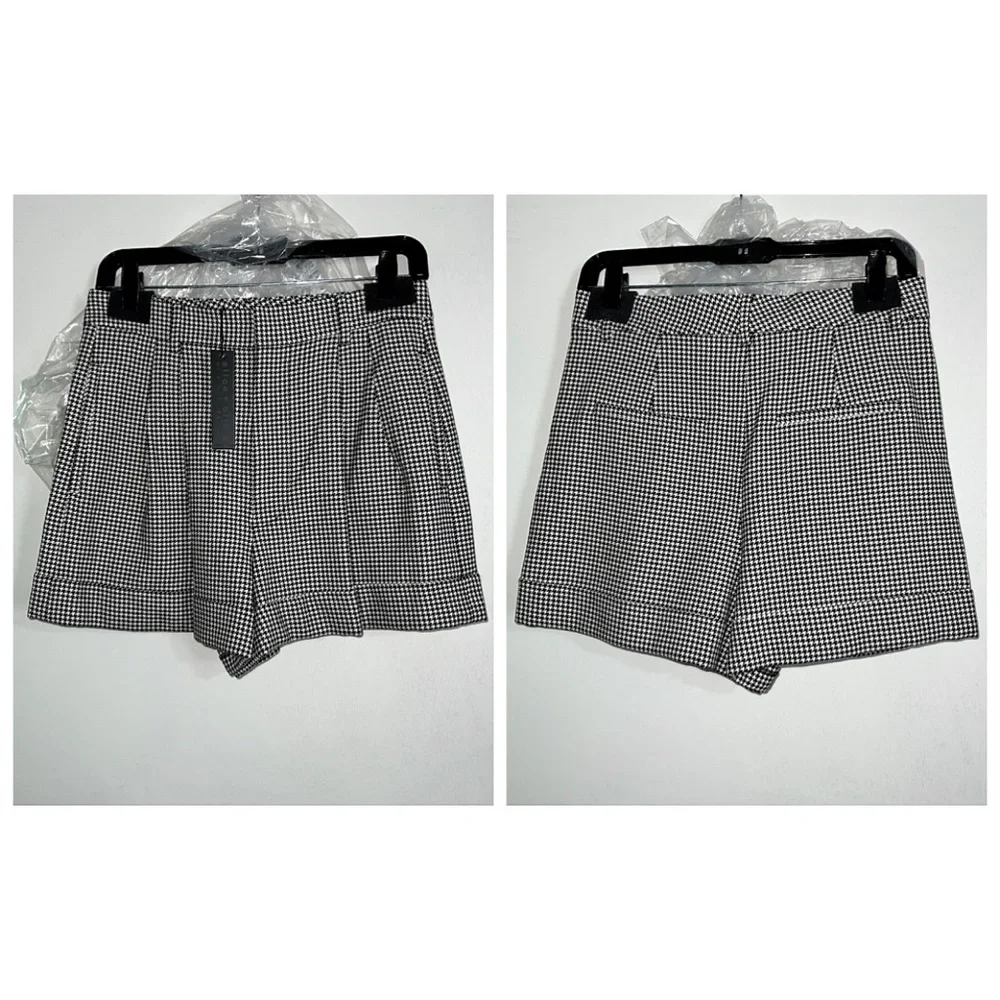 Alice + Olivia Conry Black White Houndstooth Cuffed Shorts